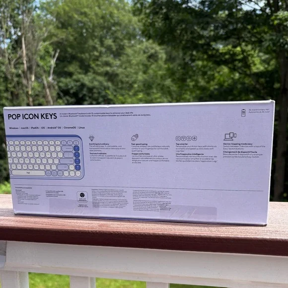 Logitech Pop Icon Keyboard - Picture 4 of 5